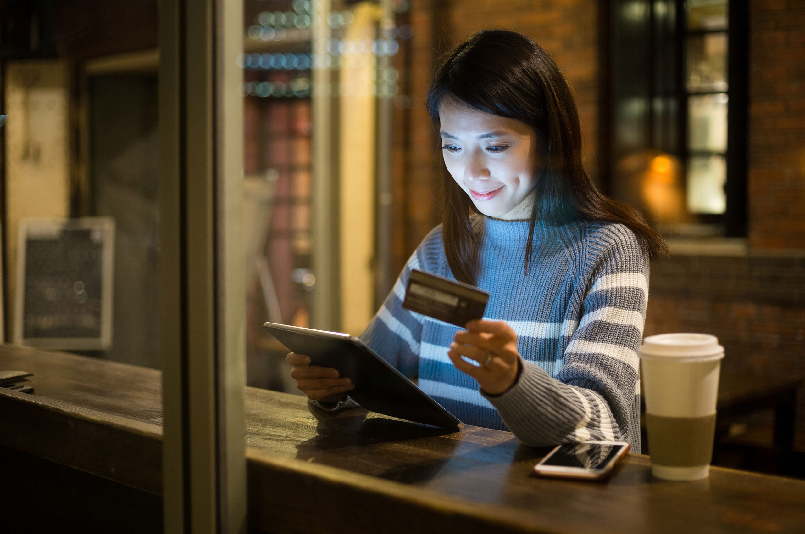 Automate the Reconciliation of Payment Processes with Adra